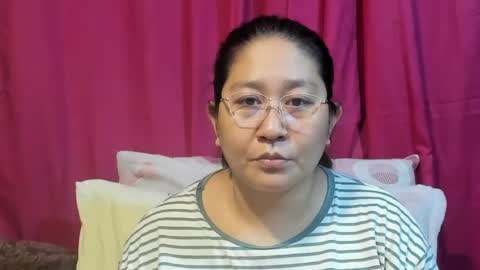 Snapshot of sweetpilipina88 chatting on 07-09-26, 11:47 MIA online show from 07-09-26, 11:47