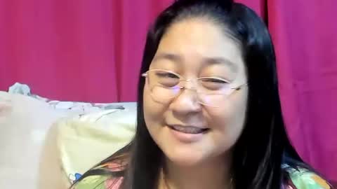 Snapshot of sweetpilipina88 chatting on 07-30-26, 10:36 MIA online show from 07-30-26, 10:36