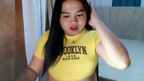 Princess Ella online show from 12-21-25, 12:56