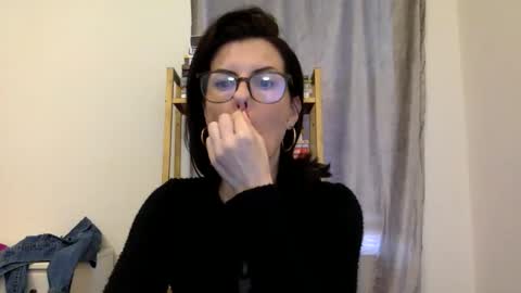 Snapshot of sweetriddance chatting on 11-22-25, 02:16 sweetriddance online show from 11-22-25, 02:16