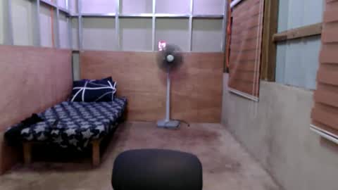 Snapshot of sweetsensation69xx chatting on 06-07-26, 01:59 Sweet online show from 06-07-26, 01:59