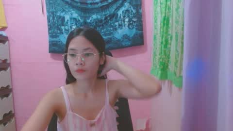 Mia online show from 07-07-26, 06:05