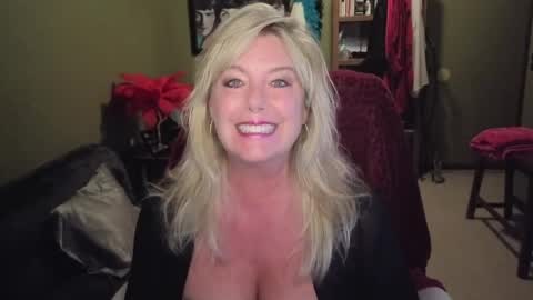 Janie online show from 05-27-26, 10:07