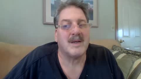 Snapshot of sweetsforu326 chatting on 01-04-25, 03:17 sweetbrowneyes623 online show from 01-04-25, 03:17