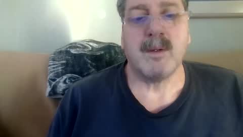 Snapshot of sweetsforu326 chatting on 01-07-25, 08:42 sweetbrowneyes623 online show from 01-07-25, 08:42