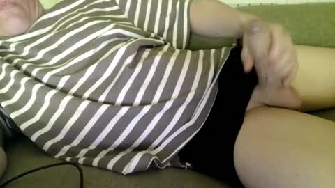 sweetsinner83 online show from 05-22-26, 09:09