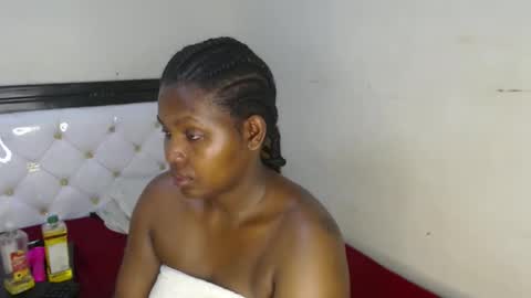 sweetslyvie online show from 04-14-26, 08:31