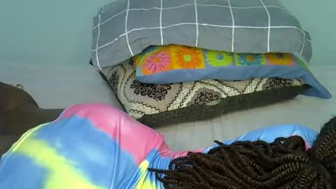 sweetsoul2 online show from 10-20-25, 12:00