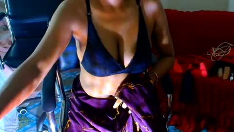 Snapshot of sweetsour18 chatting on 07-26-26, 09:21 SweetSour online show from 07-26-26, 09:21