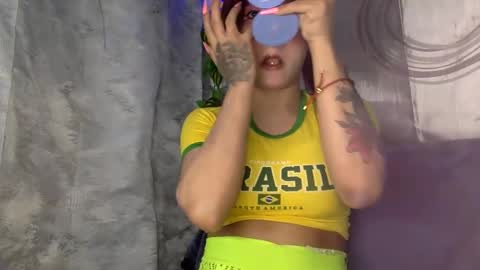 spicy online show from 10-07-25, 04:42