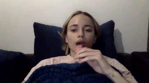 Snapshot of sweetsteam chatting on 05-11-26, 09:56 sweetsteem online show from 05-11-26, 09:56