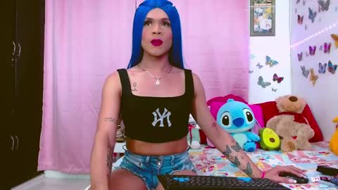 Snapshot of sweetsultrysiren chatting on 02-28-25, 05:15 sweetsultrysiren online show from 02-28-25, 05:15