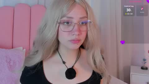 sweett_fire online show from 05-23-26, 06:12