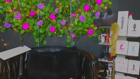 Molly -  INDEPENDENT MODEL online show from 06-04-26, 08:31