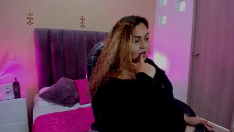 sweett rose   online show from 11-04-25, 03:11