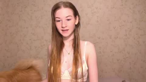 Lisa online show from 07-18-26, 09:29