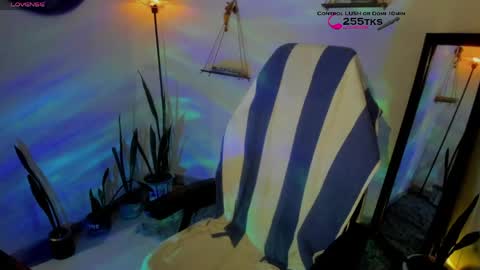 Snapshot of sweettianna chatting on 05-10-26, 03:44 shamanta Independent modelHelp me reach 100 thumbs up online show from 05-10-26, 03:44