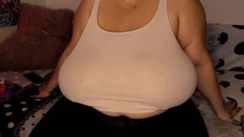 Maya online show from 11-22-25, 08:35