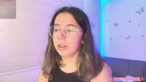 Snapshot of sweettvera_ chatting on 05-01-26, 02:10 Veronica Independent Model online show from 05-01-26, 02:10