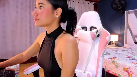 Snapshot of sweettyalondra chatting on 02-27-25, 11:20 ALONDRA online show from 02-27-25, 11:20