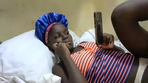 sweetvallerie online show from 02-13-25, 11:47