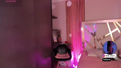 sweetviolet___ online show from 04-17-26, 12:19