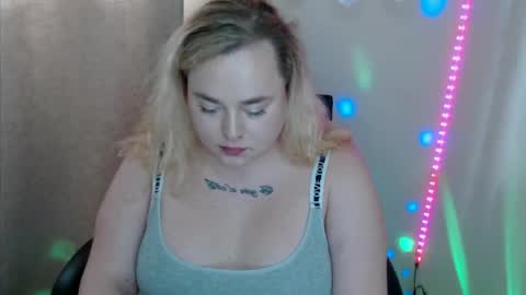 sweetvlada13 online show from 05-09-26, 09:14