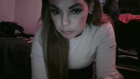 Snapshot of sweetwendi15 chatting on 12-31-24, 04:06 sweetwendi15 online show from 12-31-24, 04:06