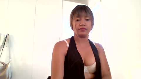 katie online show from 06-12-26, 05:17
