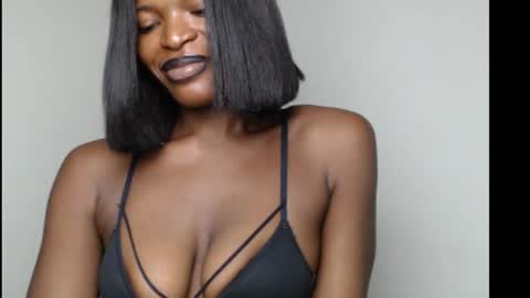 sweetxxboobsx online show from 11-08-25, 08:25