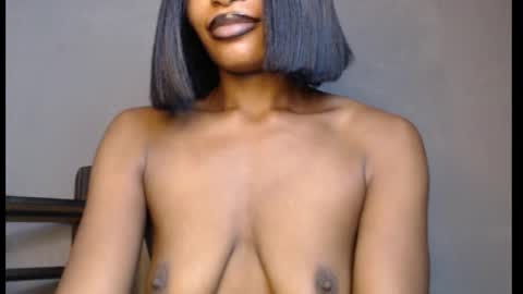 Snapshot of sweetxxboobsx chatting on 04-29-26, 04:00 sweetxxboobsx online show from 04-29-26, 04:00
