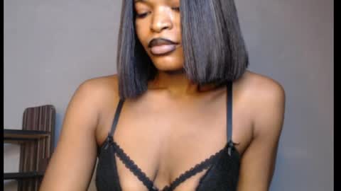Snapshot of sweetxxboobsx chatting on 05-18-26, 08:42 sweetxxboobsx online show from 05-18-26, 08:42
