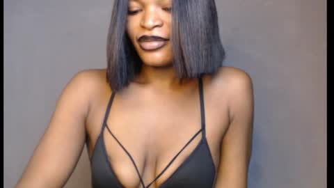 Snapshot of sweetxxboobsx chatting on 06-05-26, 07:47 sweetxxboobsx online show from 06-05-26, 07:47