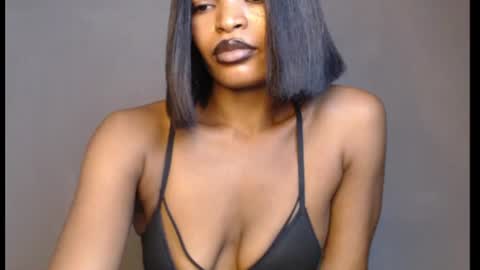 Snapshot of sweetxxboobsx chatting on 06-13-26, 08:12 sweetxxboobsx online show from 06-13-26, 08:12
