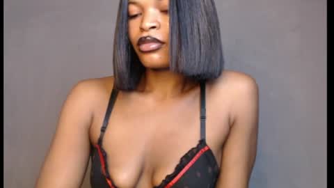Snapshot of sweetxxboobsx chatting on 06-26-26, 07:46 sweetxxboobsx online show from 06-26-26, 07:46