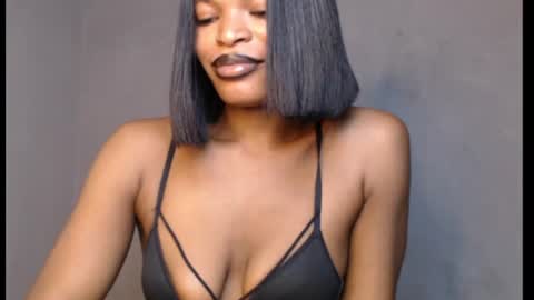 Snapshot of sweetxxboobsx chatting on 06-29-26, 08:42 sweetxxboobsx online show from 06-29-26, 08:42