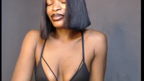 Snapshot of sweetxxboobsx chatting on 07-23-26, 08:01 sweetxxboobsx online show from 07-23-26, 08:01
