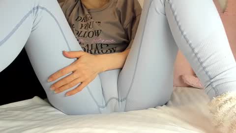 Mia online show from 01-22-25, 11:21