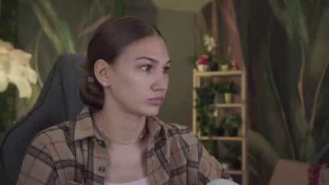Snapshot of sweety_emilya chatting on 06-02-26, 08:16 Emily online show from 06-02-26, 08:16