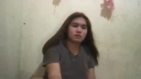 sweety_heart18 online show from 05-12-26, 06:43