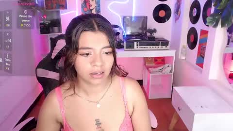 Emma online show from 06-08-26, 07:47