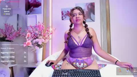 Emma online show from 07-11-26, 10:44