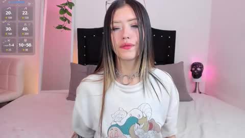 Snapshot of sweetyjannne chatting on 10-17-25, 03:14 Janne online show from 10-17-25, 03:14