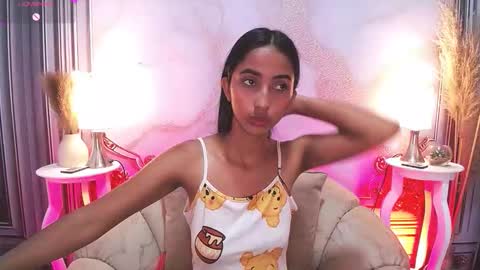 LAURA online show from 09-11-25, 12:16