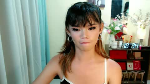 Snapshot of sweetytrannygirlxx chatting on 06-14-26, 02:24 Megan online show from 06-14-26, 02:24