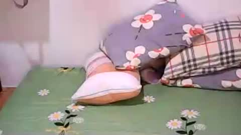 Sweetyummygirl online show from 07-12-26, 11:07