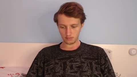 Snapshot of swetieecharmm chatting on 02-16-26, 07:04 Cat online show from 02-16-26, 07:04