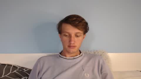 Snapshot of swetieecharmm chatting on 02-24-26, 12:03 Cat online show from 02-24-26, 12:03