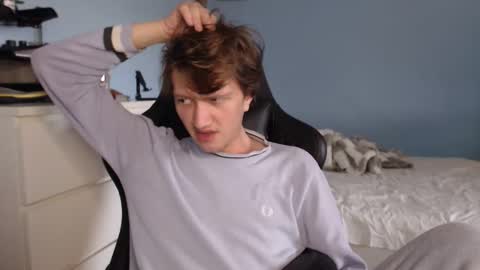 Snapshot of swetieecharmm chatting on 03-22-26, 10:51 Cat online show from 03-22-26, 10:51