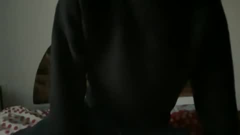 Rocco online show from 10-18-25, 04:08